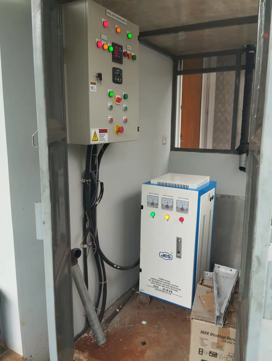 Pemasangan stabilizer JES 30 KVA three phase untuk perumahan di Jakarta Selatan